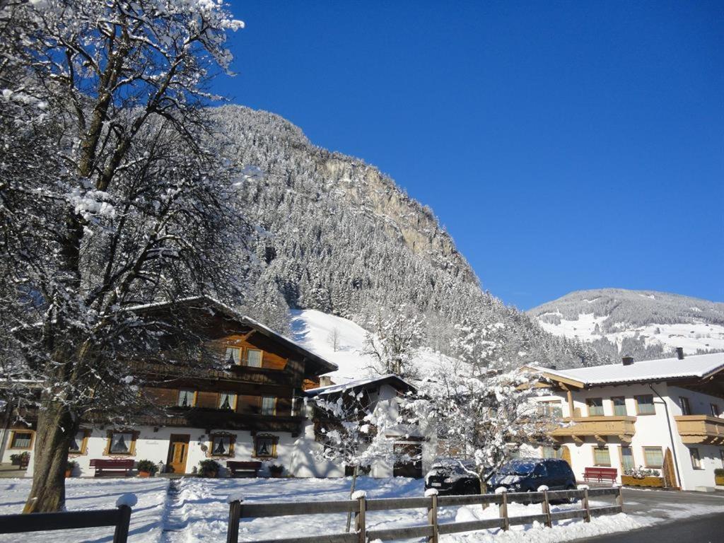 Landhaus Gredler Mayrhofen Exterior photo