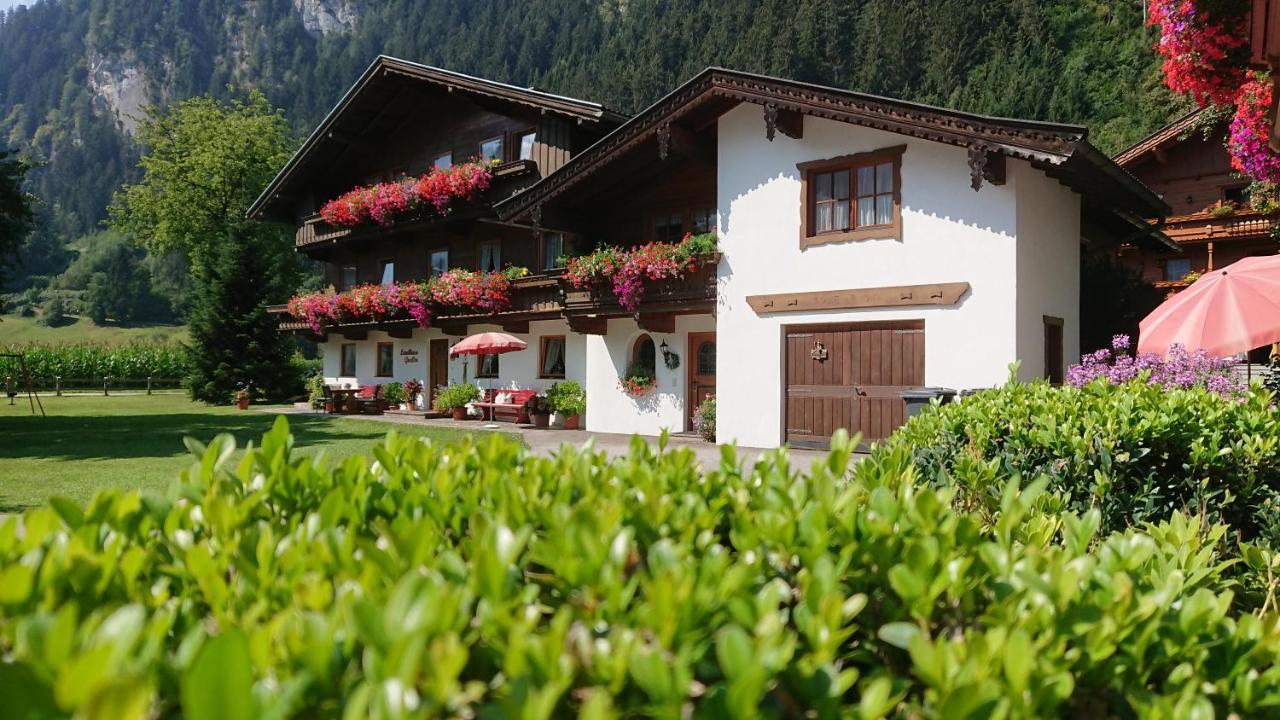 Landhaus Gredler Mayrhofen Exterior photo